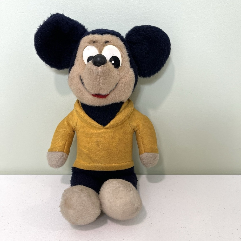 Vintage Disney Plush Mickey Mouse Knickerbocker 1976 Yellow Shirt